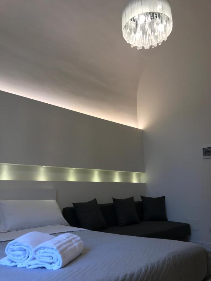 Motta Palace Apartments & Rooms Motta SantʼAnastasia Kültér fotó