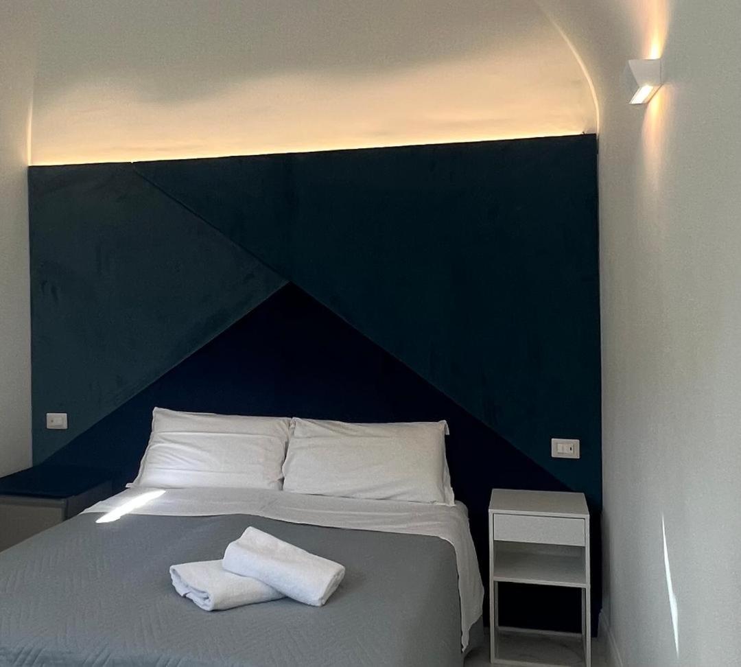 Motta Palace Apartments & Rooms Motta SantʼAnastasia Kültér fotó